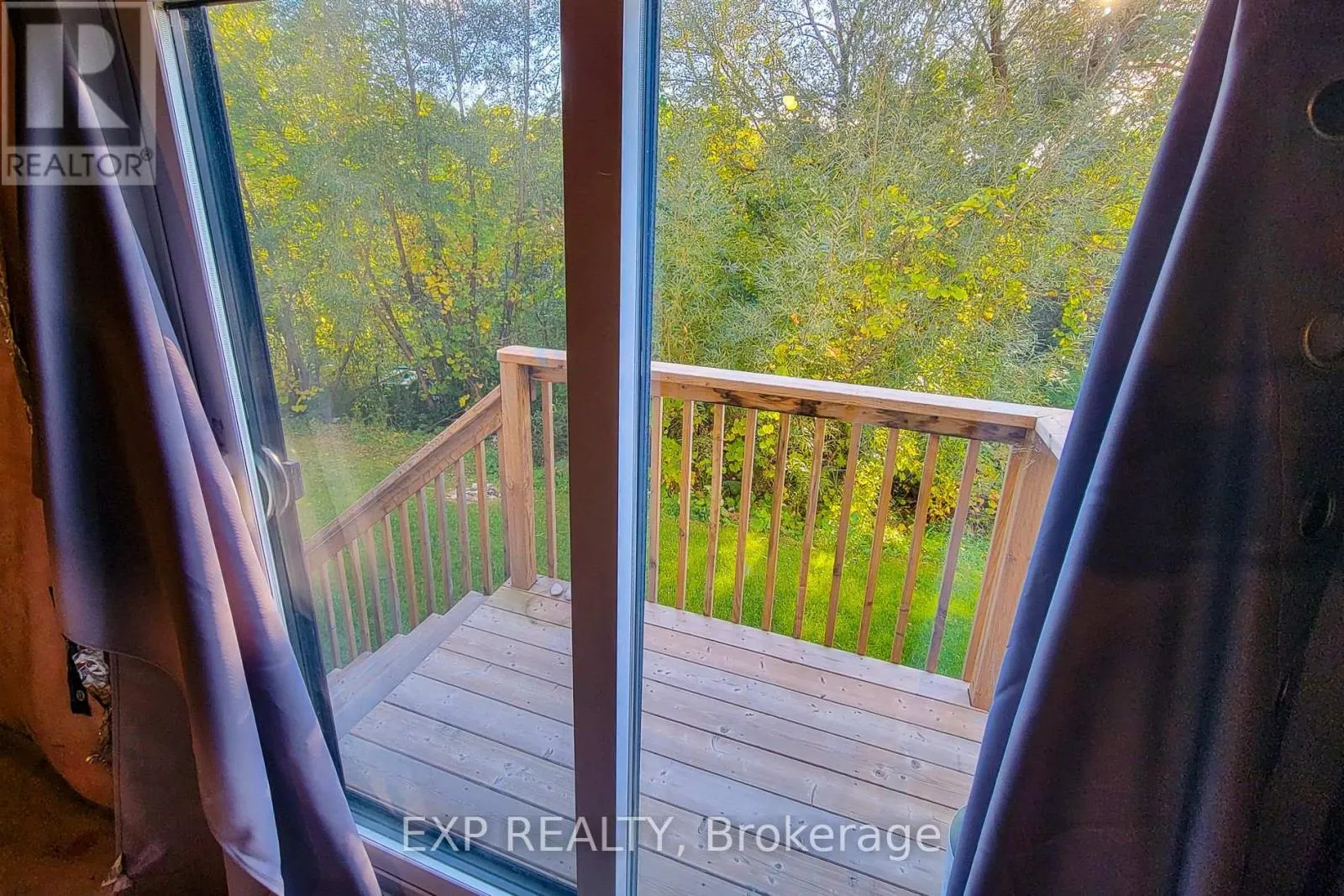 18 TRAILSIDE DRIVE