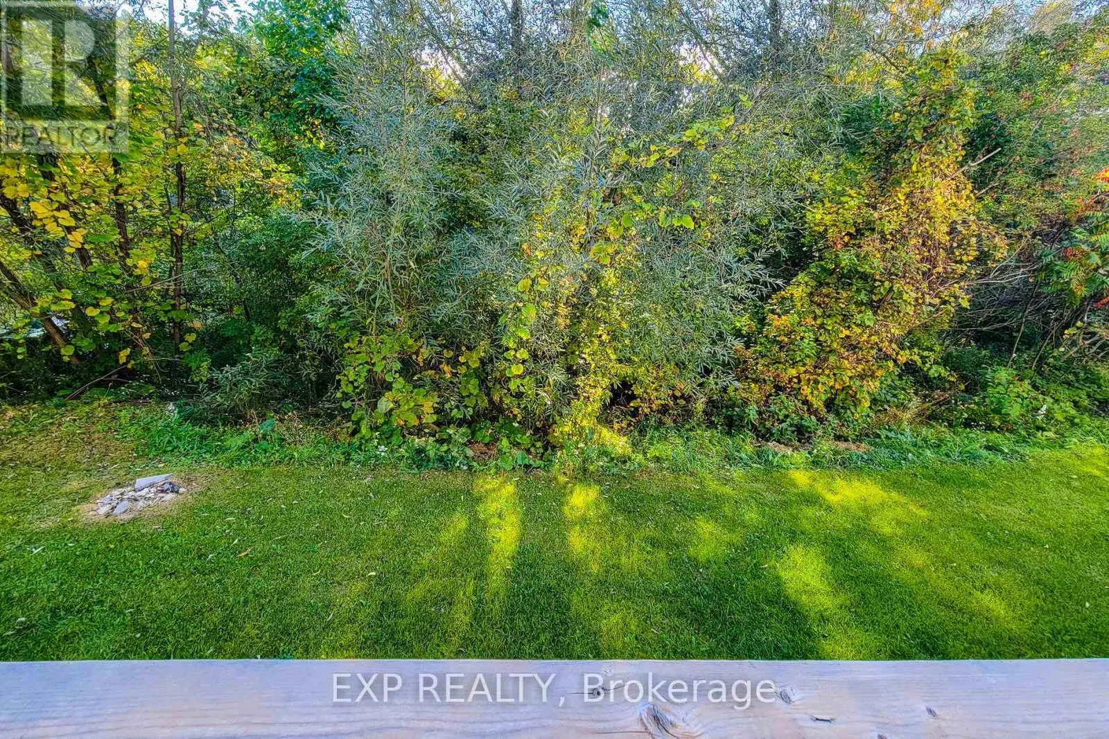18 TRAILSIDE DRIVE
