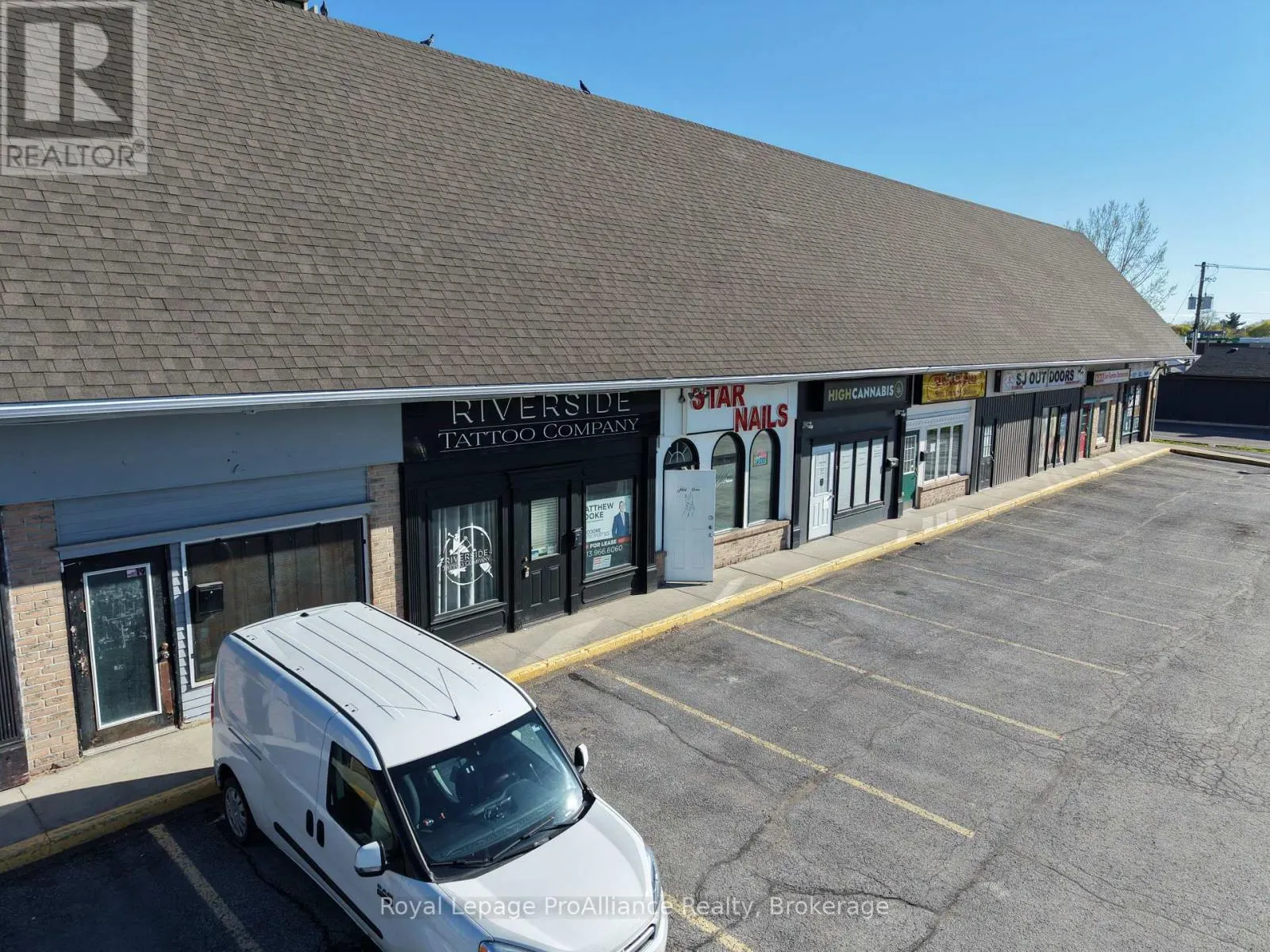 C - 444 DUNDAS STREET E #C