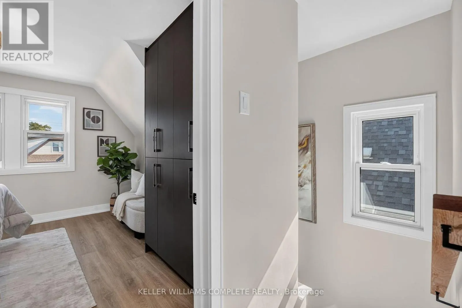 215 PALING AVENUE