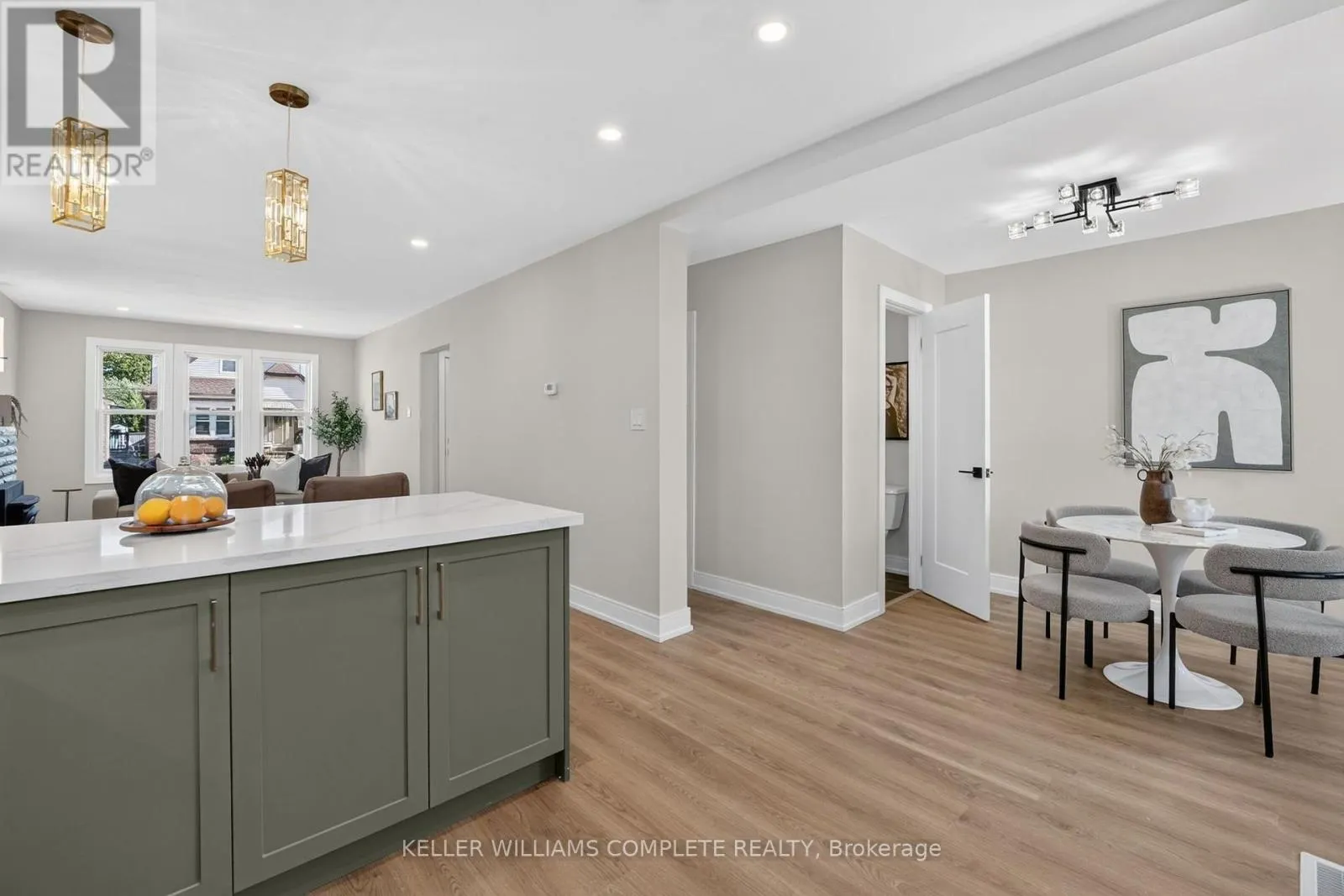 215 PALING AVENUE