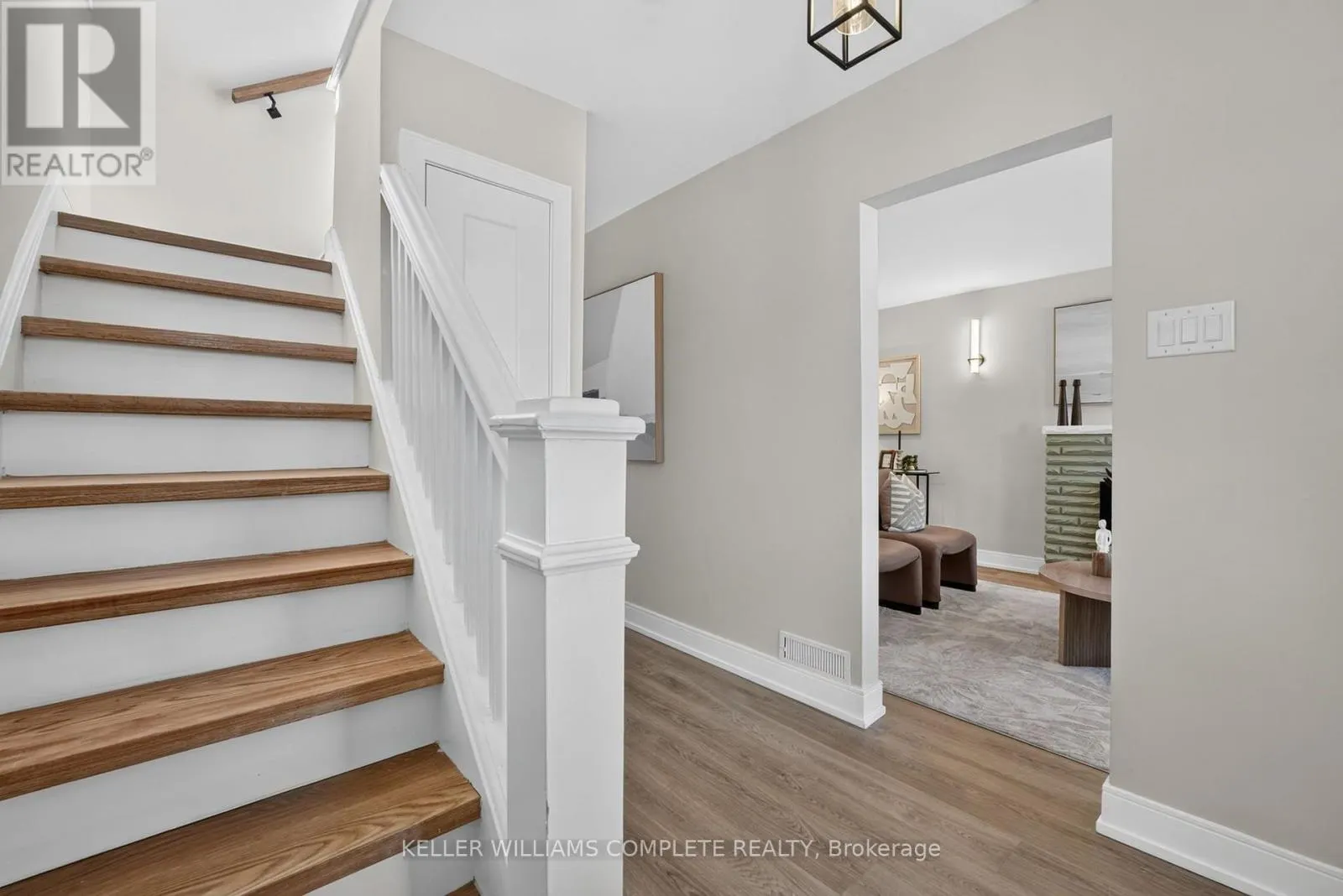 215 PALING AVENUE
