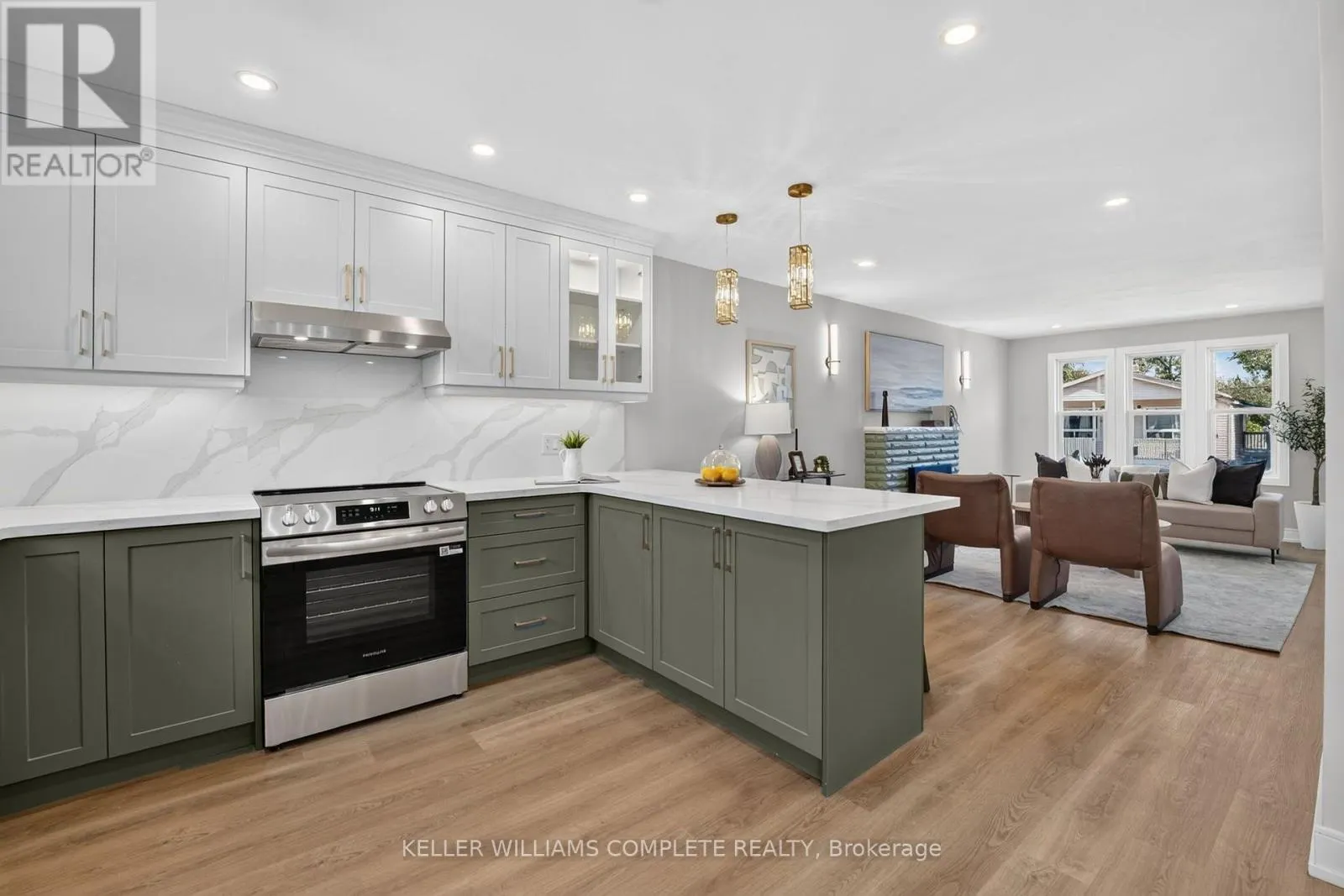 215 PALING AVENUE