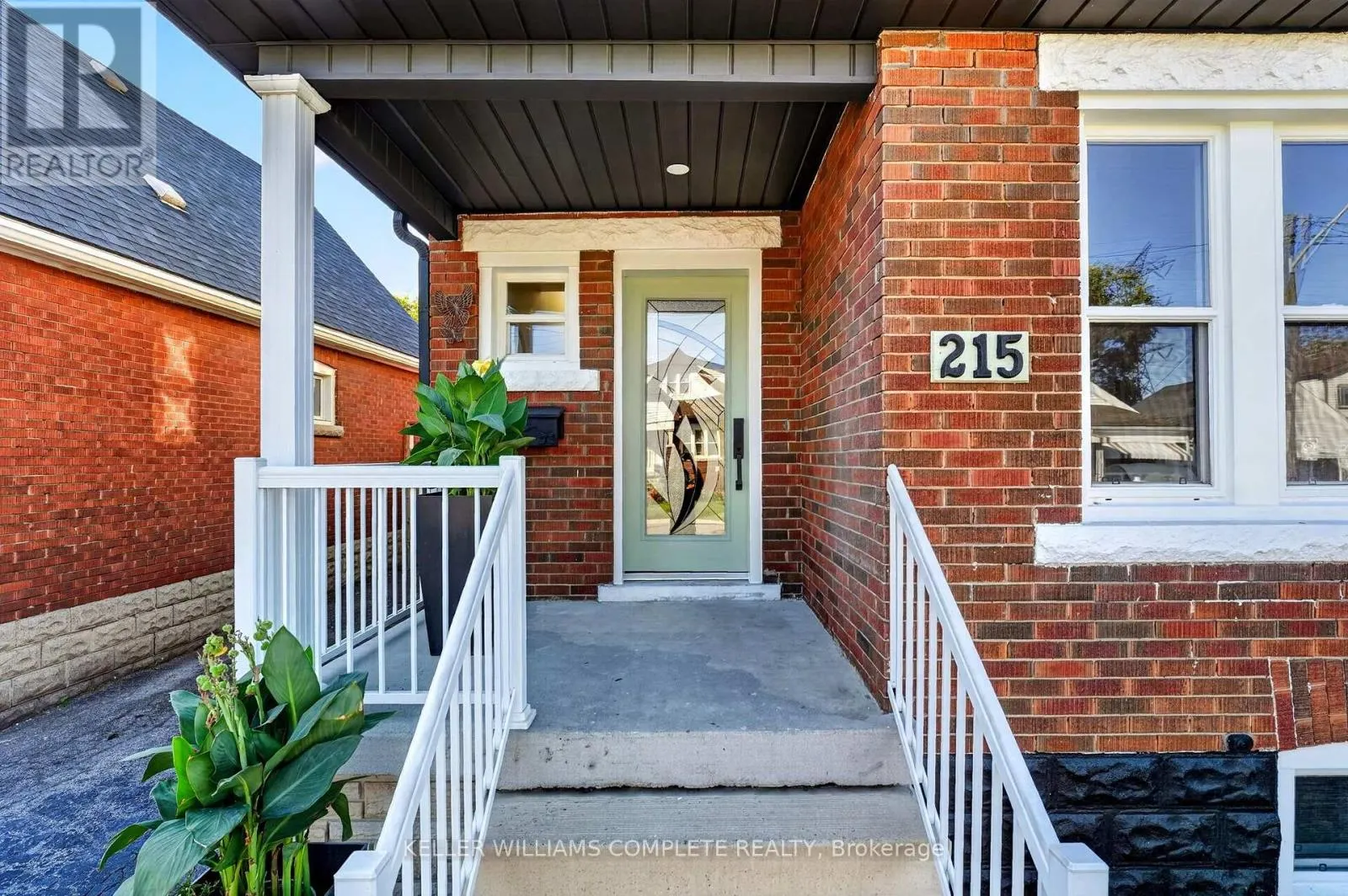 215 PALING AVENUE