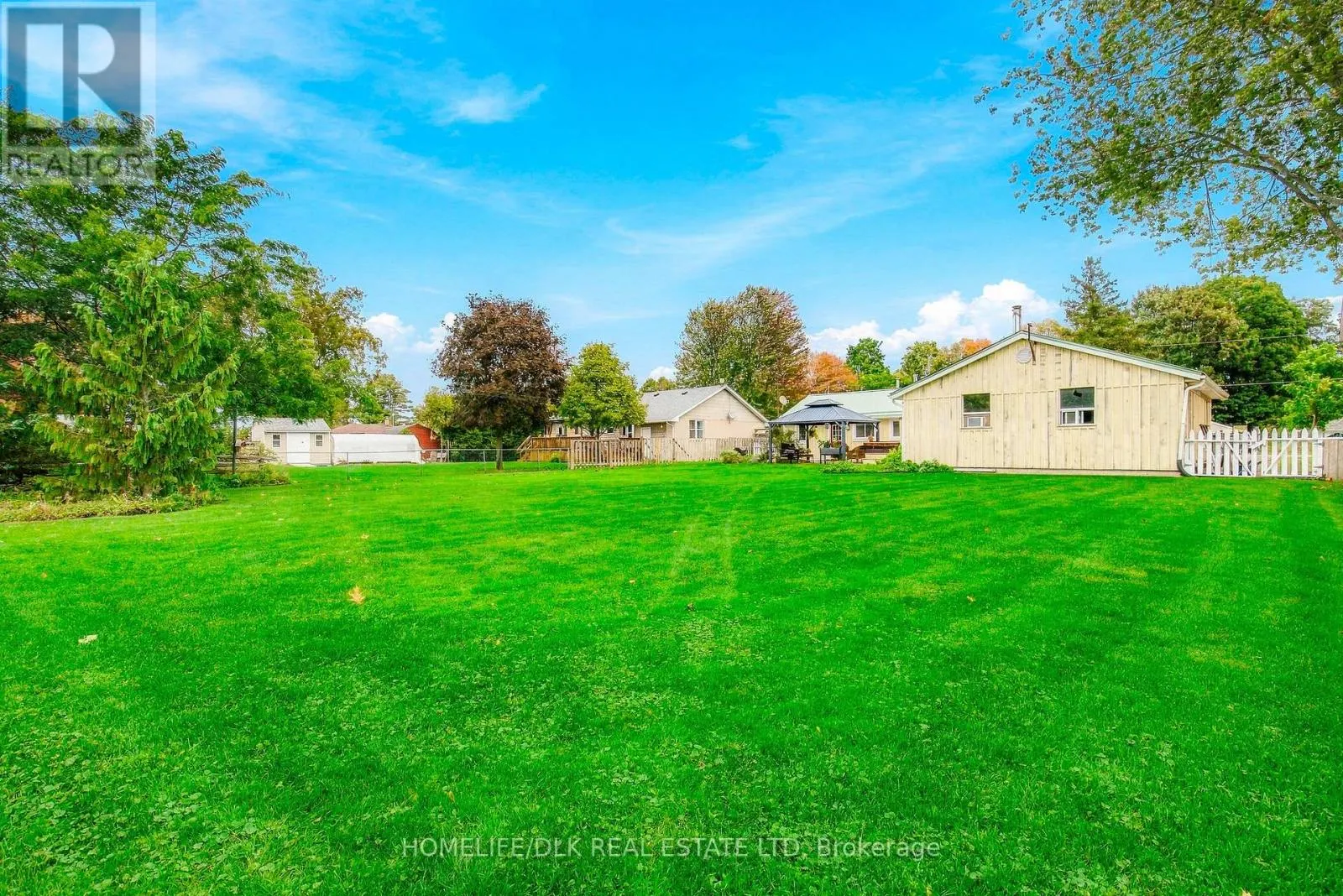 2269 KELLY'S AVENUE