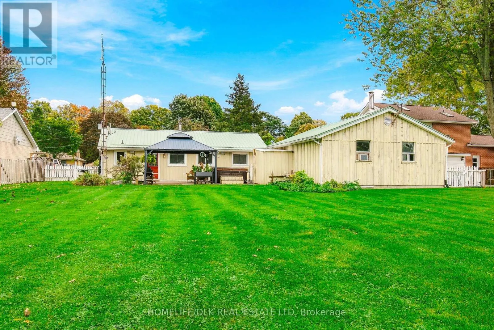 2269 KELLY'S AVENUE