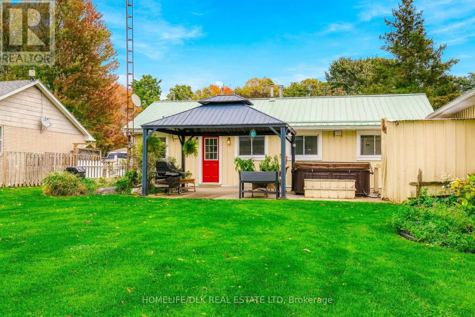 2269 KELLY'S AVENUE