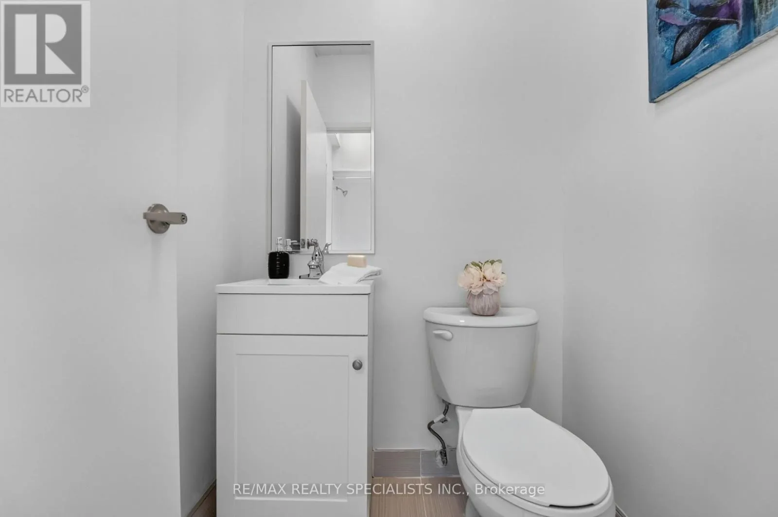 11 - 44 QUEENSTON STREET