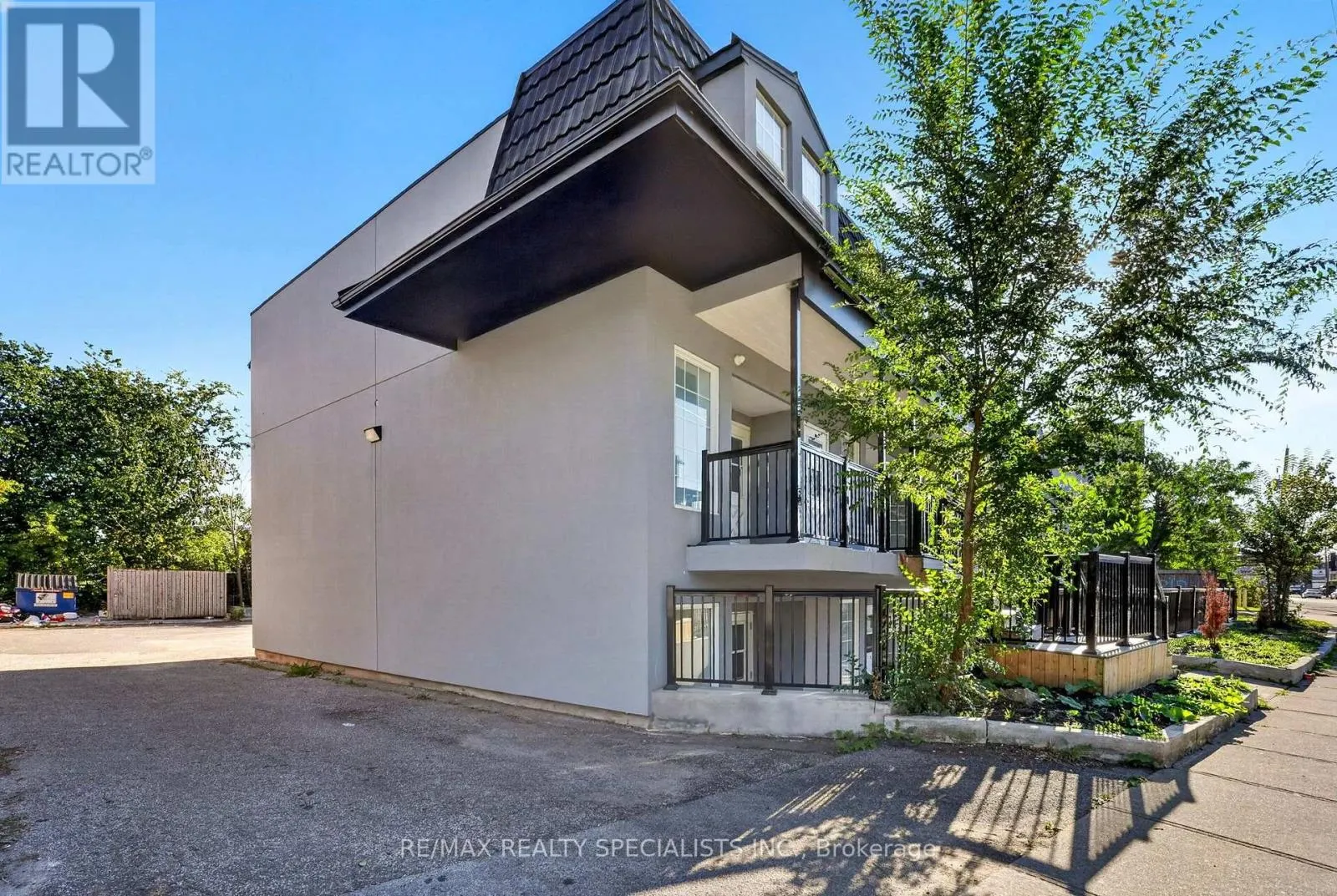 1A - 44 QUEENSTON STREET