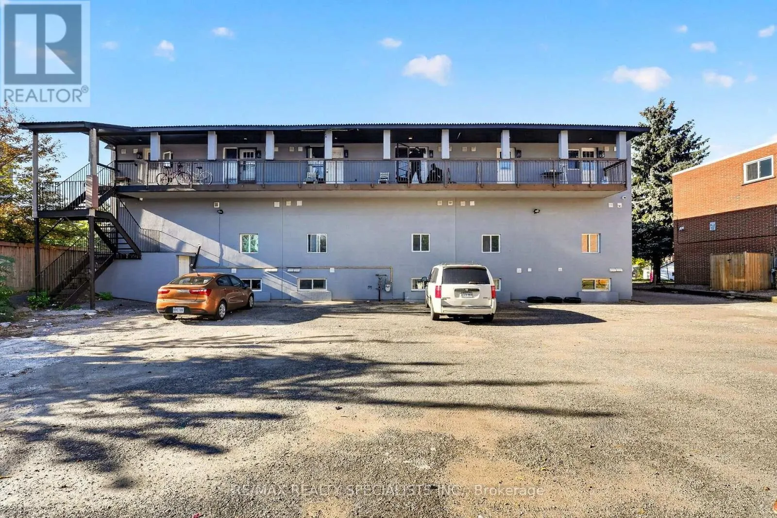 1A - 44 QUEENSTON STREET