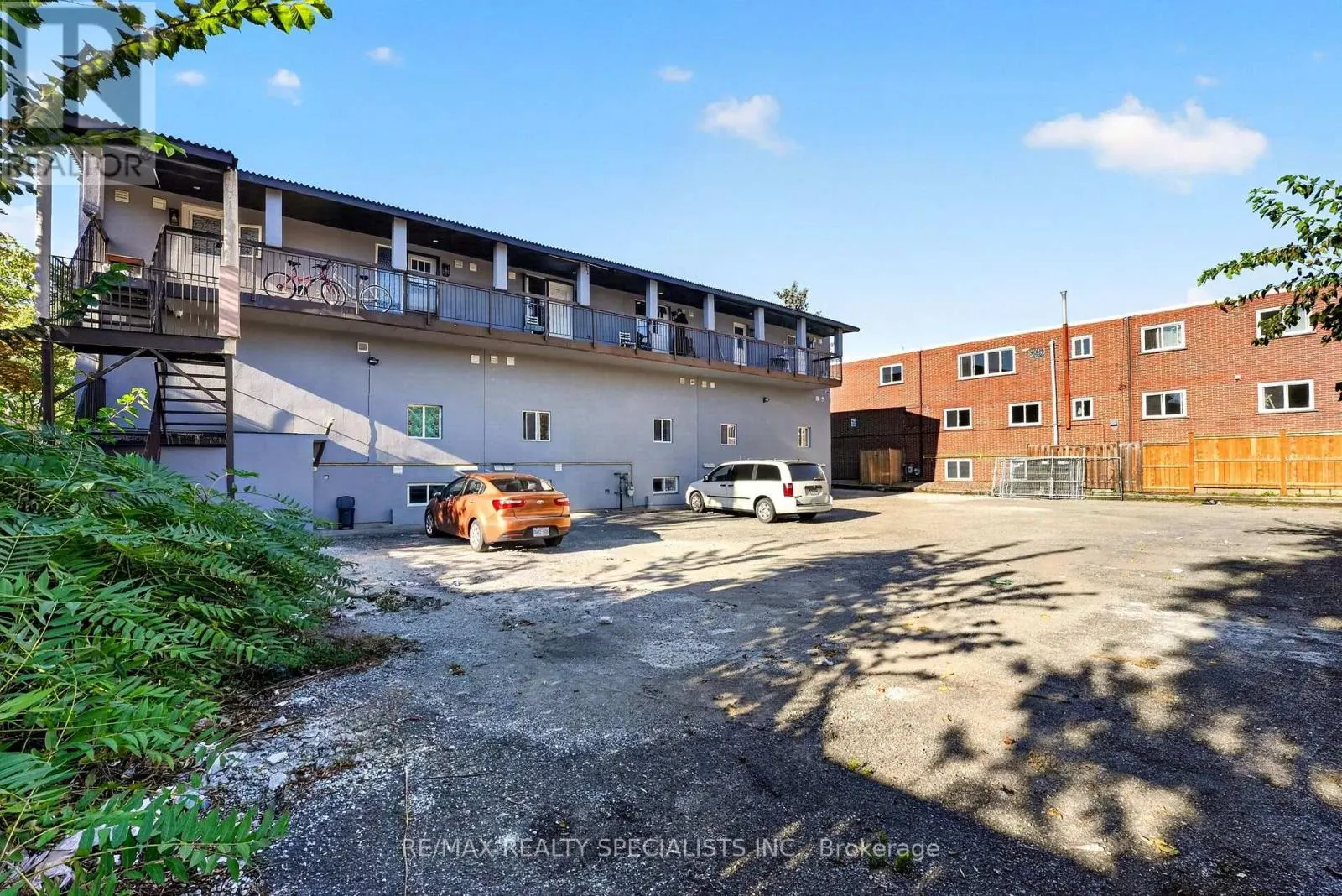1A - 44 QUEENSTON STREET