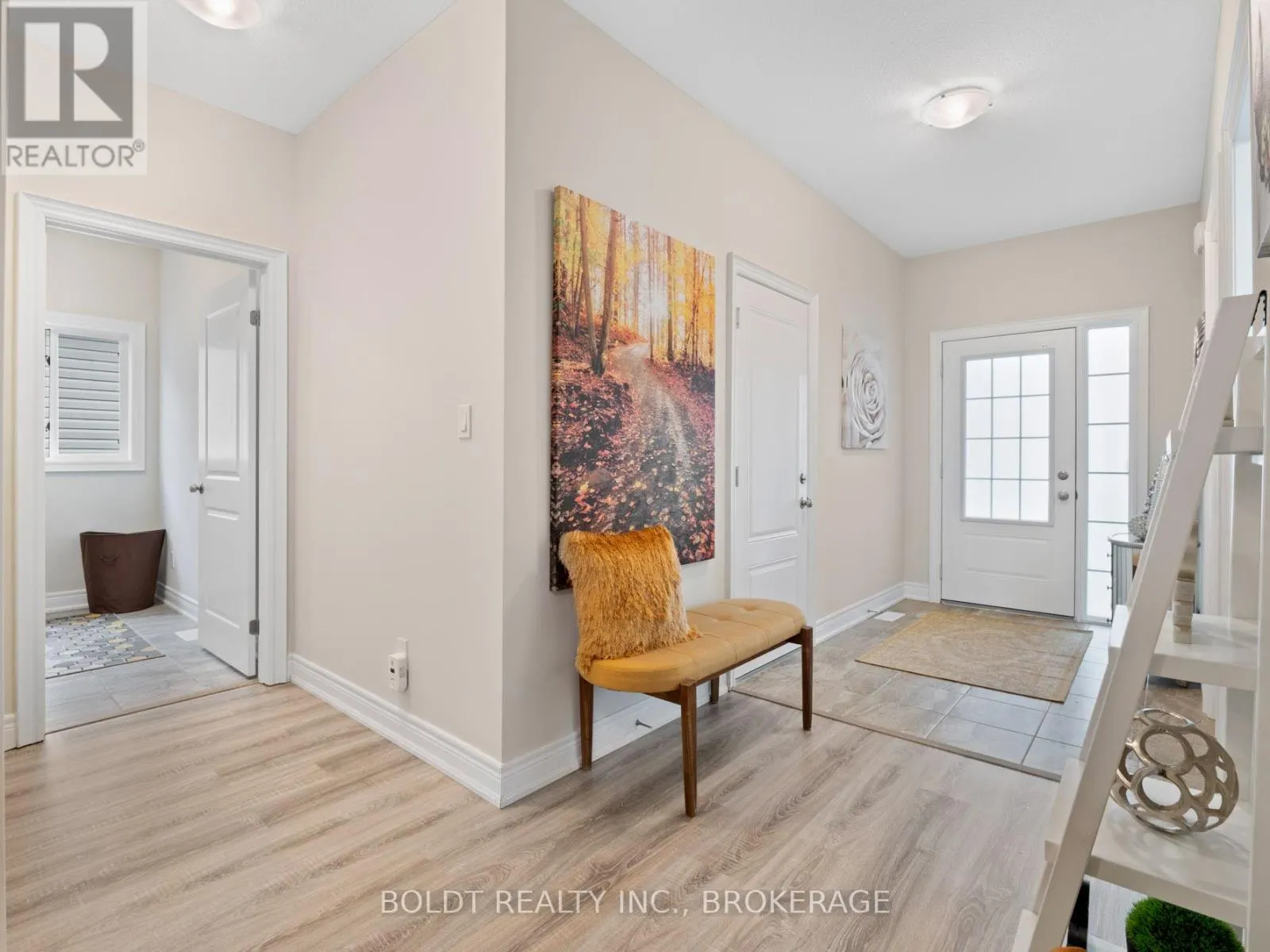 412 HUMMEL CRESCENT