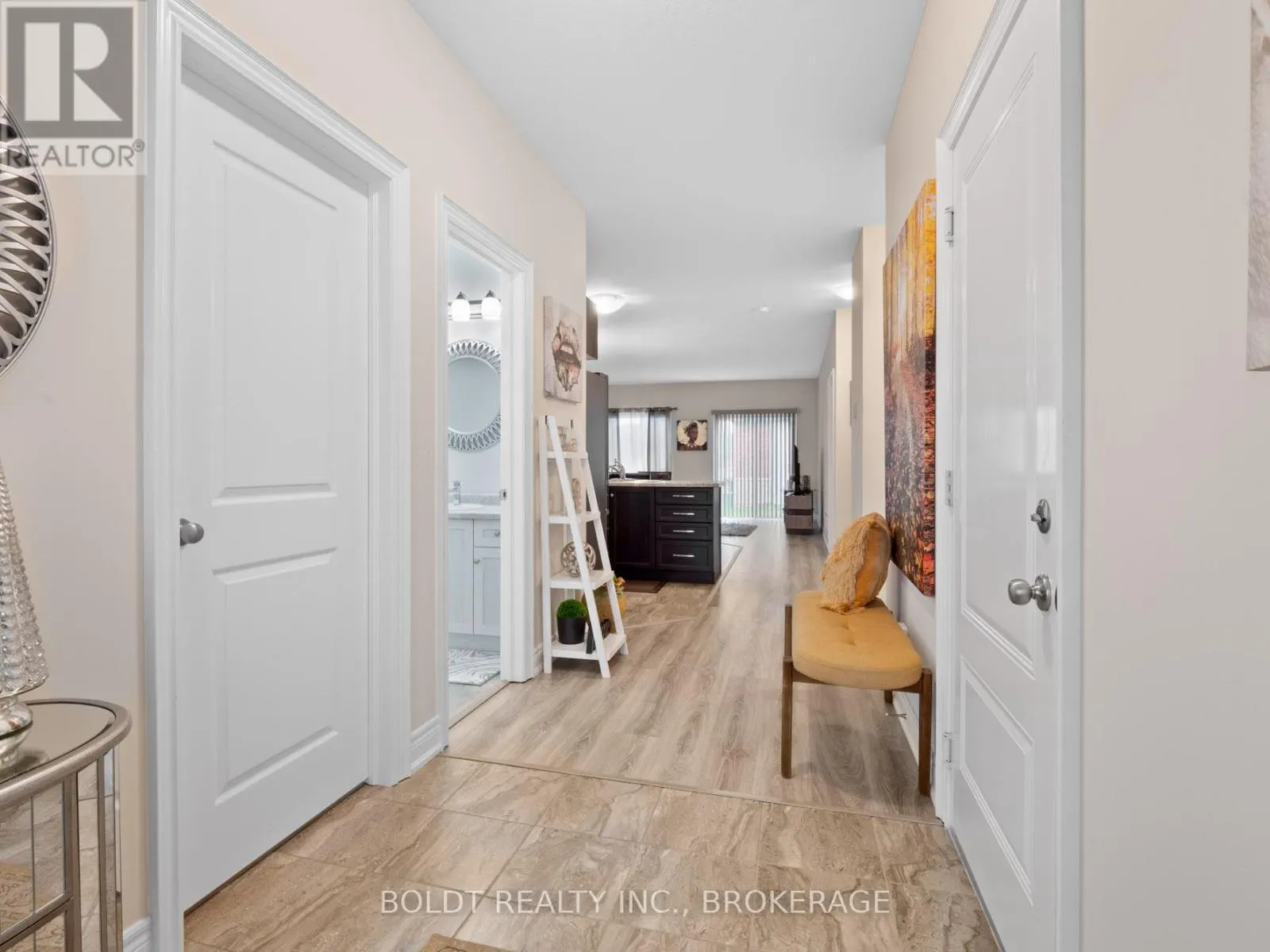 412 HUMMEL CRESCENT