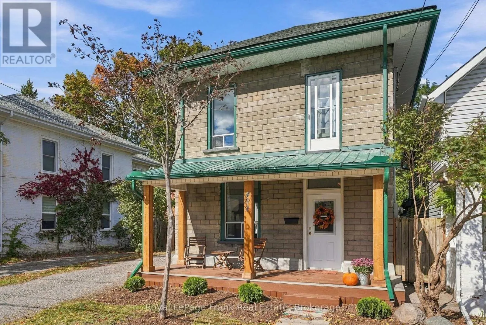 492 HOPKINS AVENUE