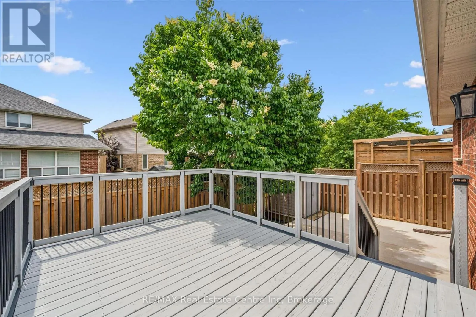 18 KEYS CRESCENT
