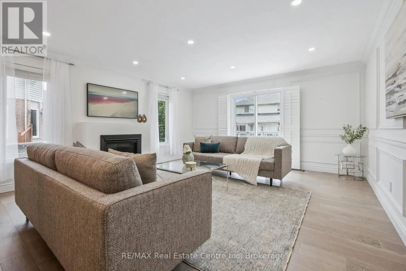 18 KEYS CRESCENT