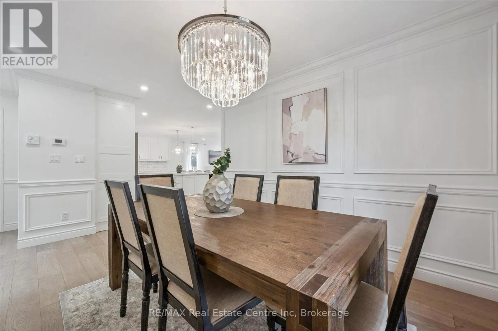 18 KEYS CRESCENT