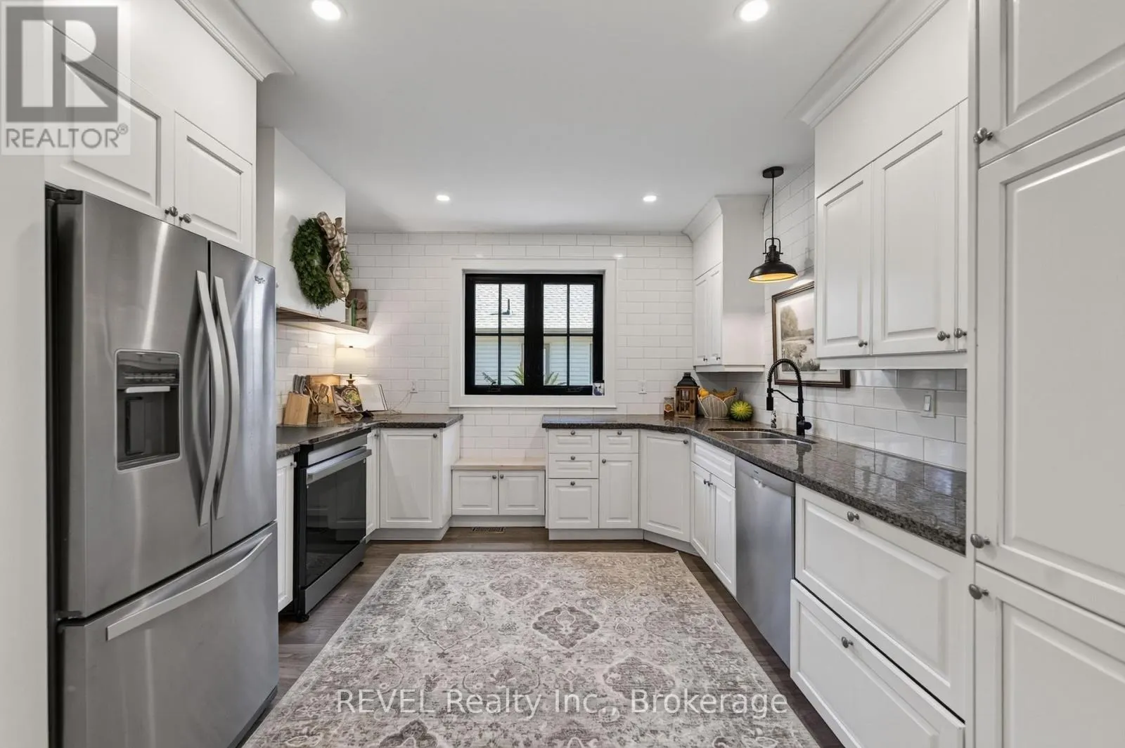 6 ELM AVENUE