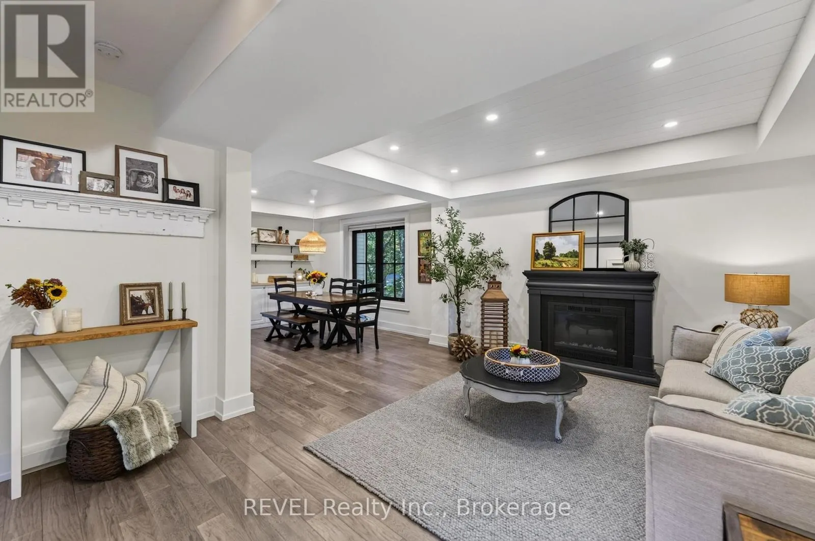 6 ELM AVENUE