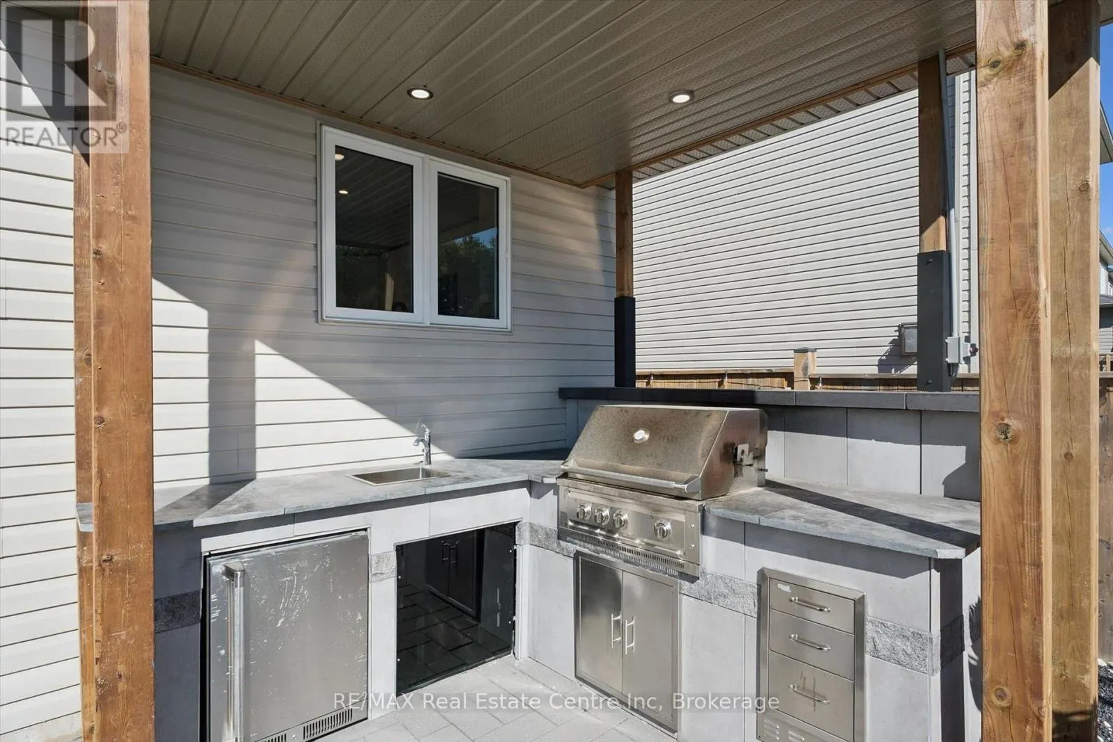 106 RYAN STREET