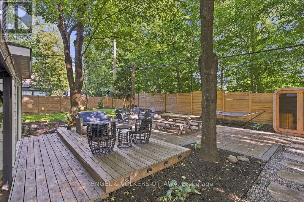 694 ISLAND PARK DRIVE