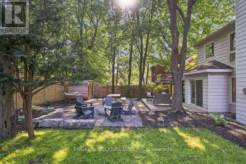 694 ISLAND PARK DRIVE