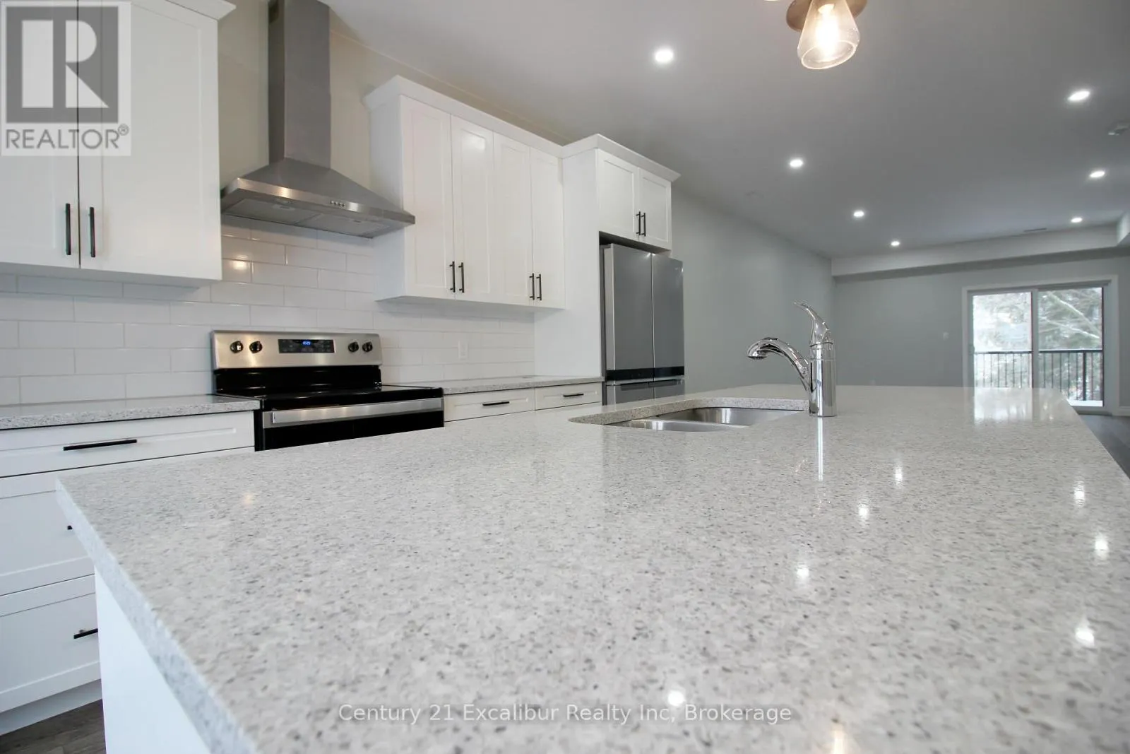 2C - 360 QUEEN STREET E #2C