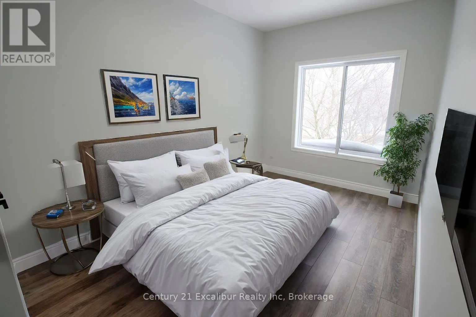 2C - 360 QUEEN STREET E #2C