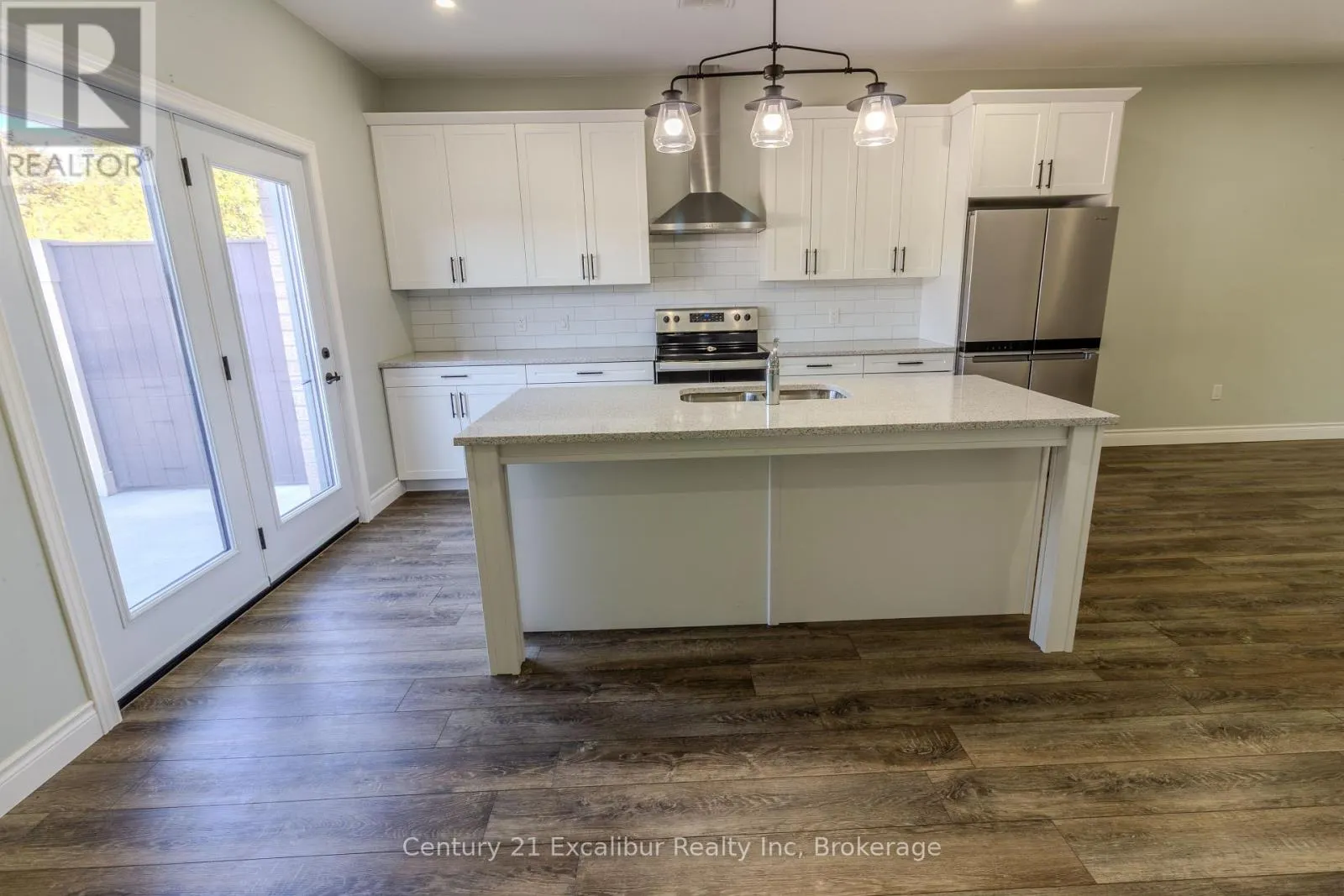 2C - 360 QUEEN STREET E #2C