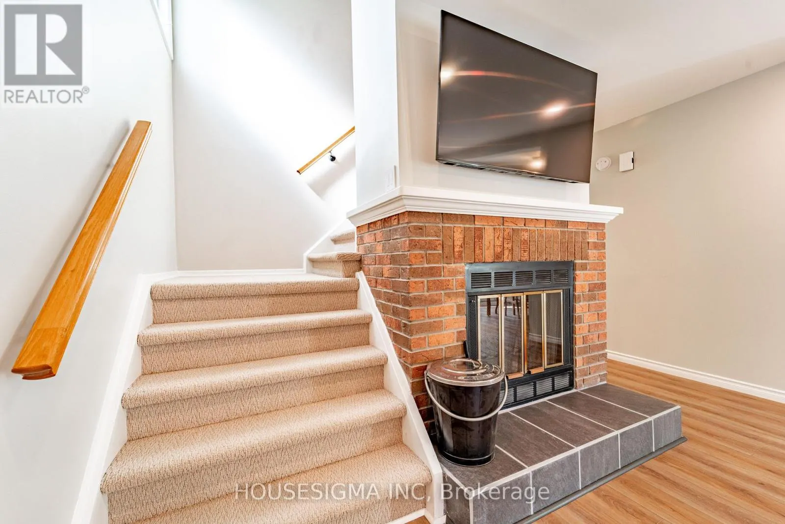 247 MCEACHERN CRESCENT