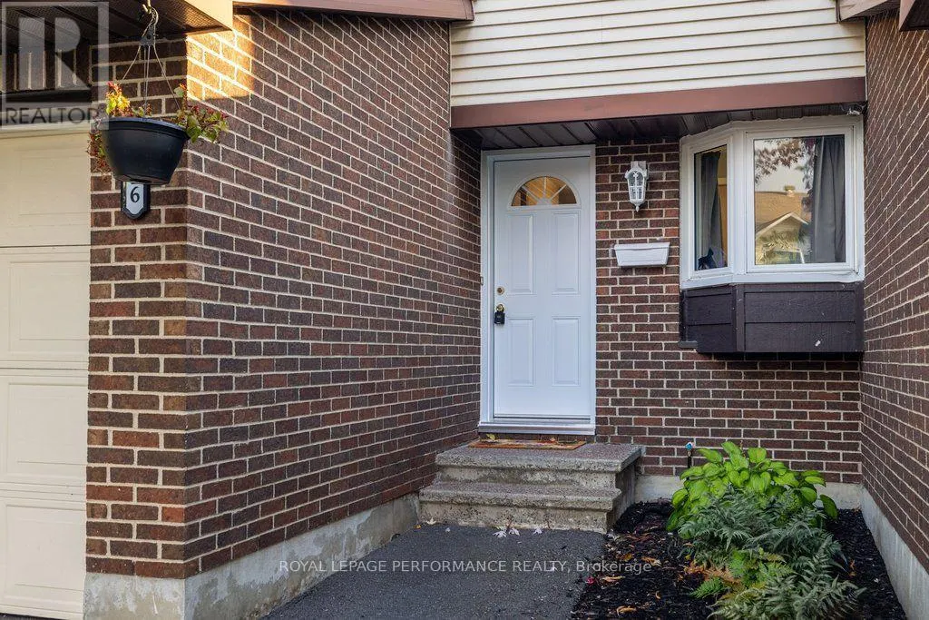 93 - 6816 BILBERRY DRIVE