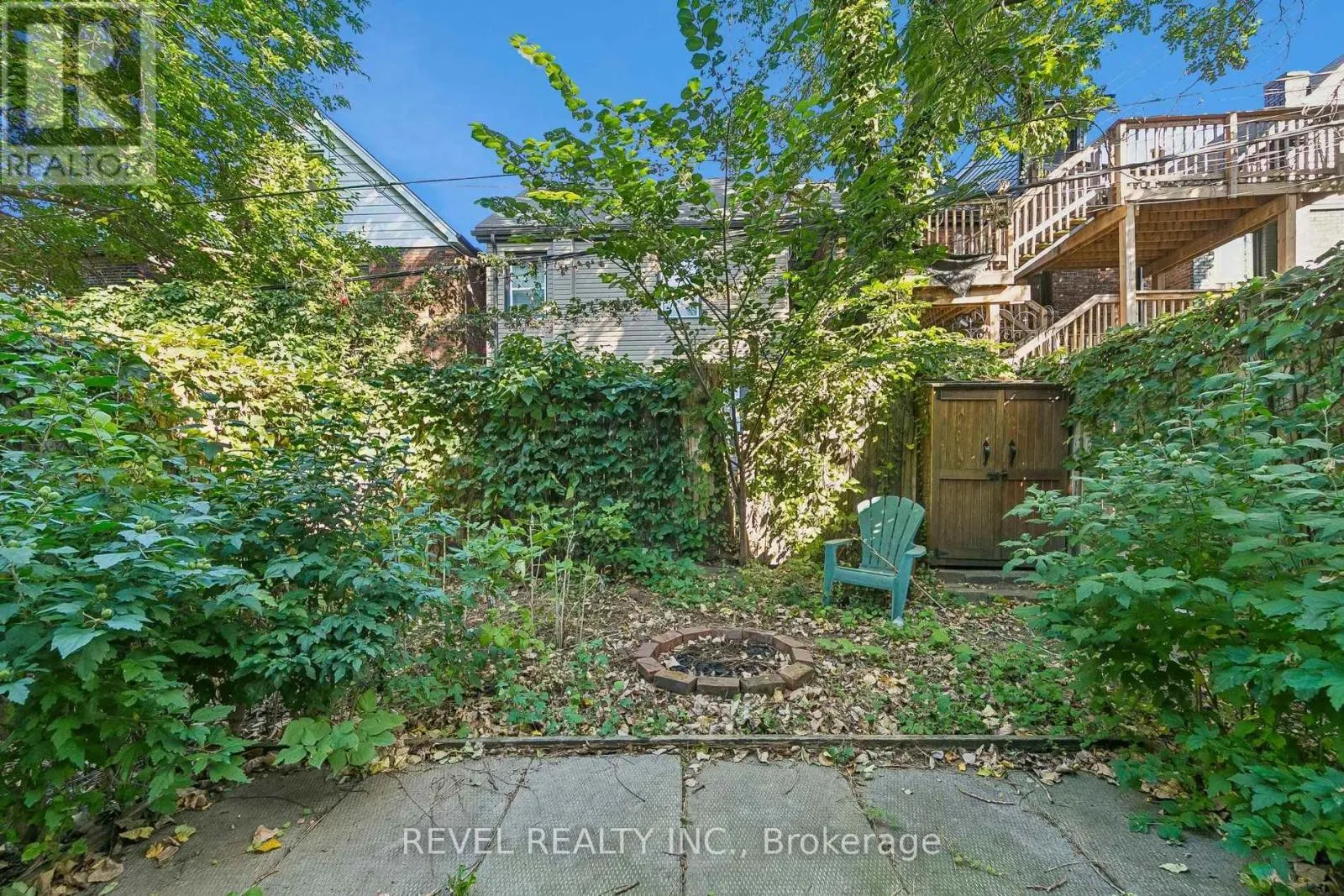 36 HOLTON AVENUE N