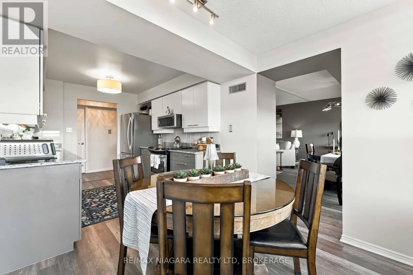 704 - 5100 DORCHESTER ROAD #704