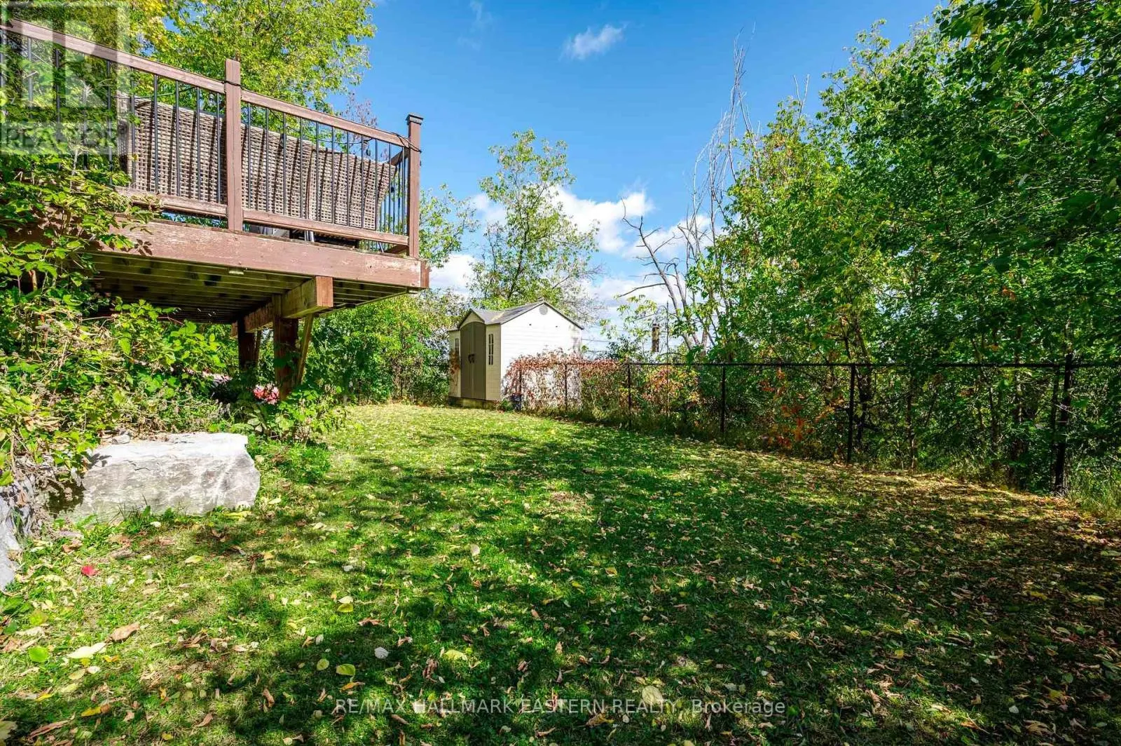 688 TRAILVIEW DRIVE