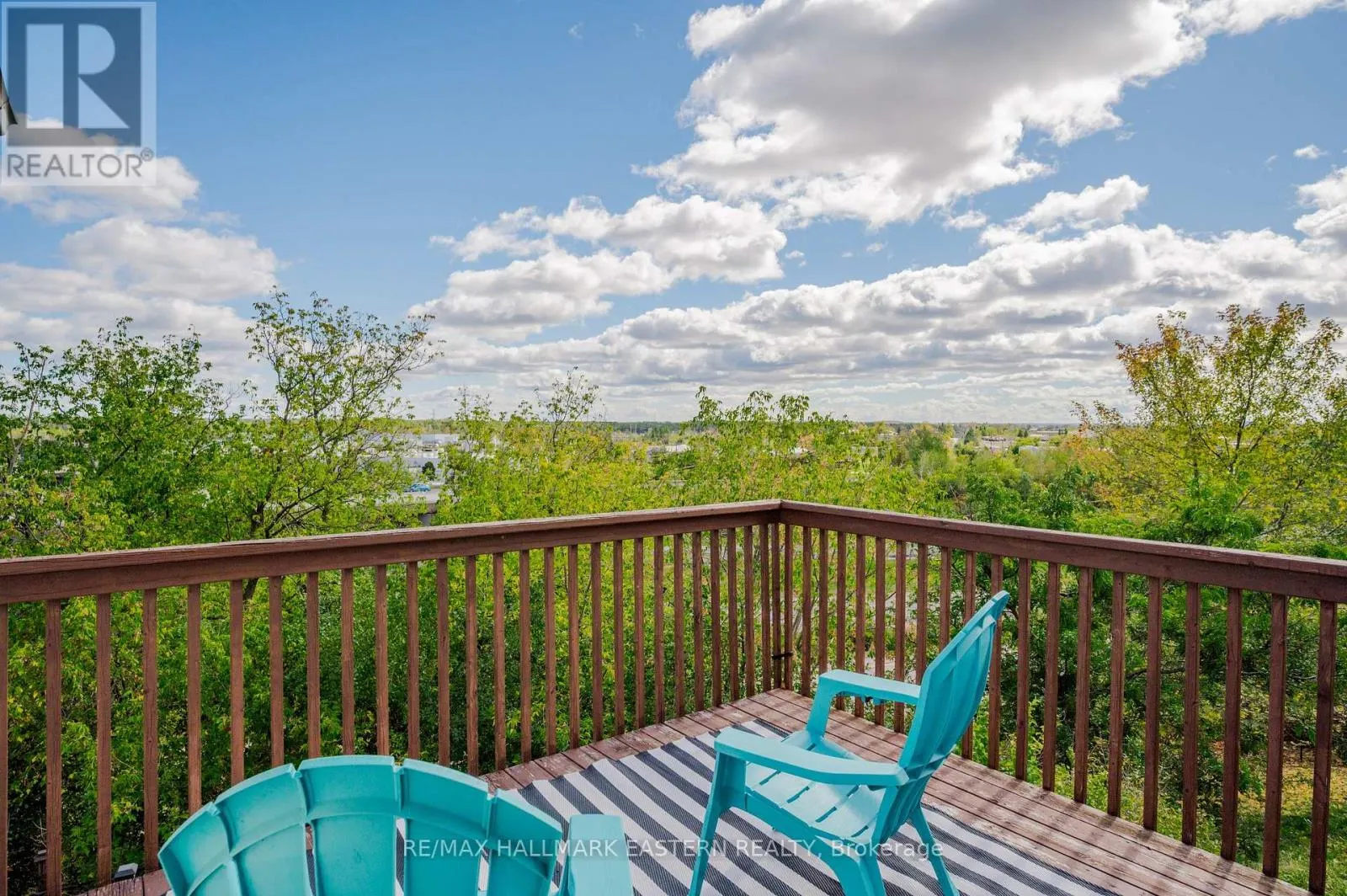 688 TRAILVIEW DRIVE