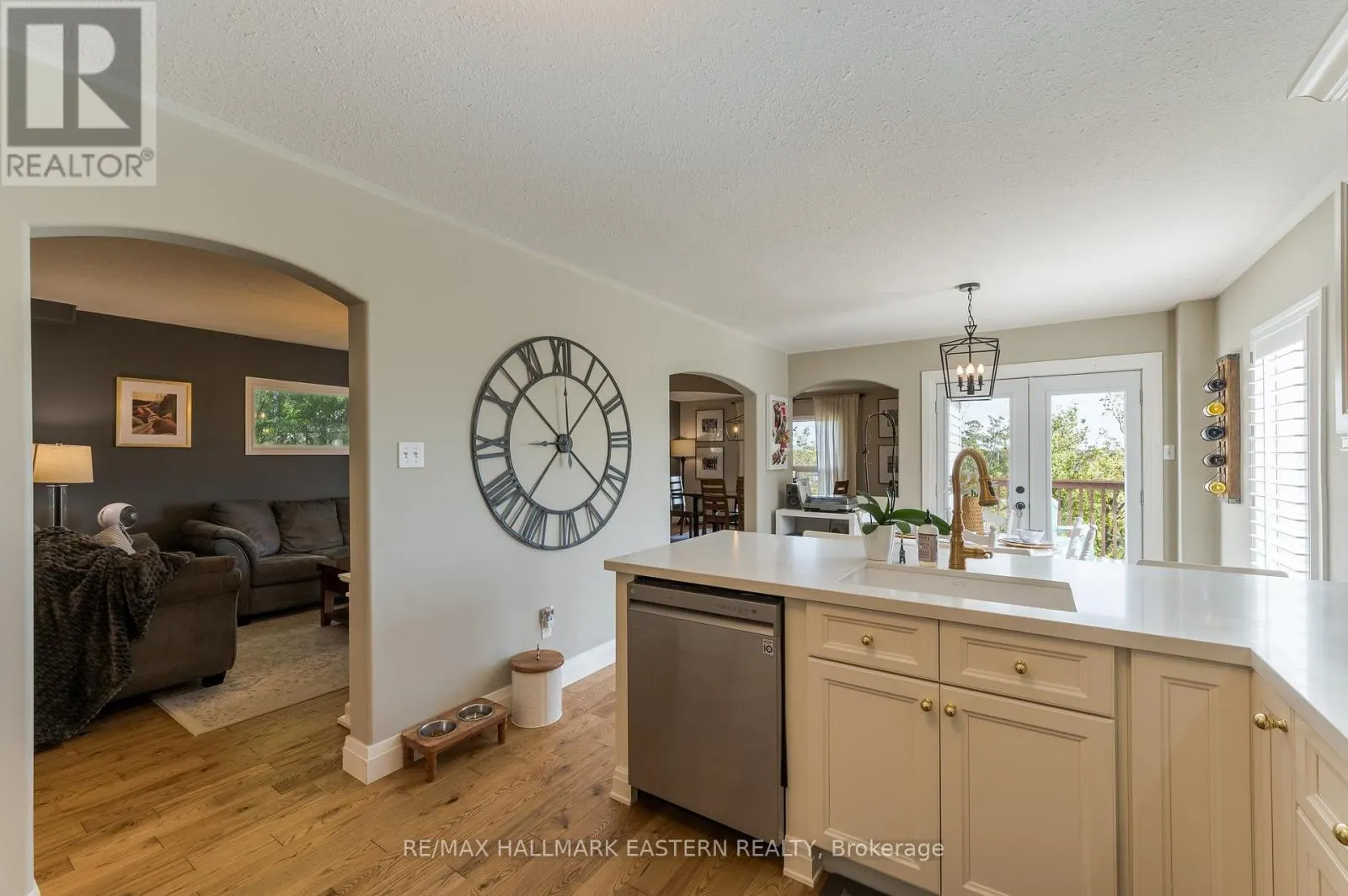 688 TRAILVIEW DRIVE