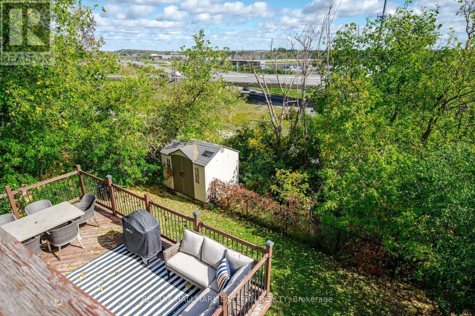 688 TRAILVIEW DRIVE