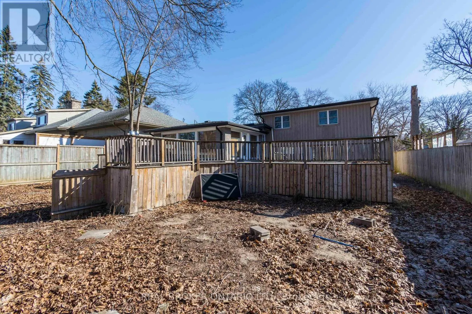 250 MACDONALD AVENUE