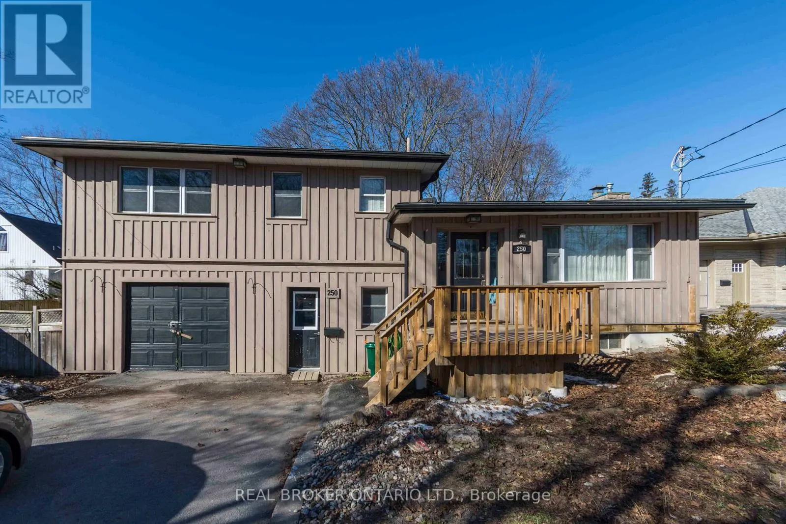 250 MACDONALD AVENUE