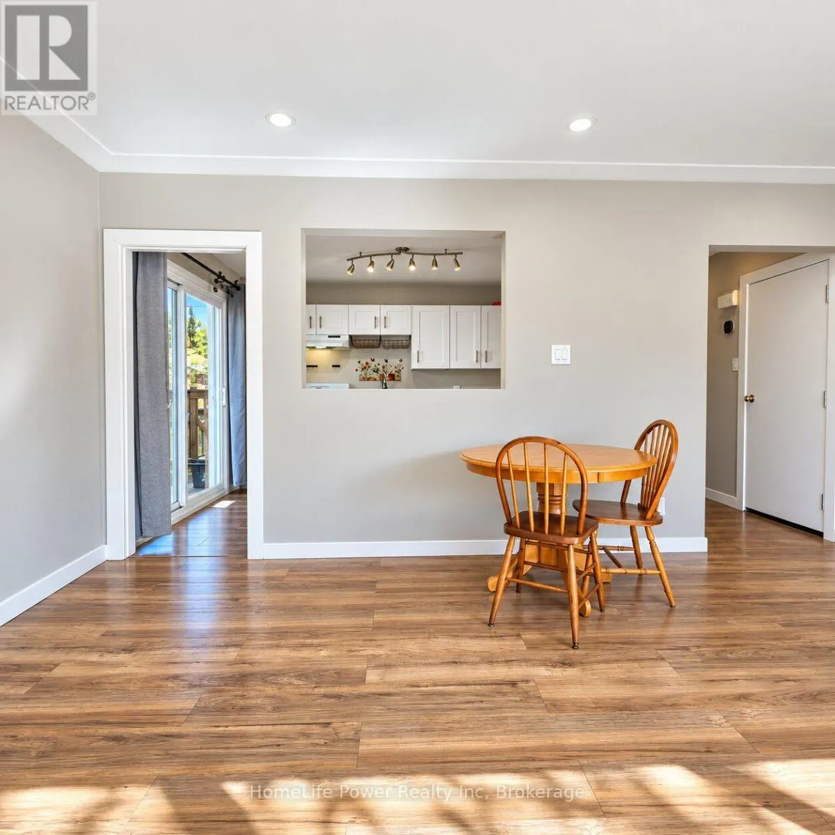 2 - 112 HEIMAN STREET #2