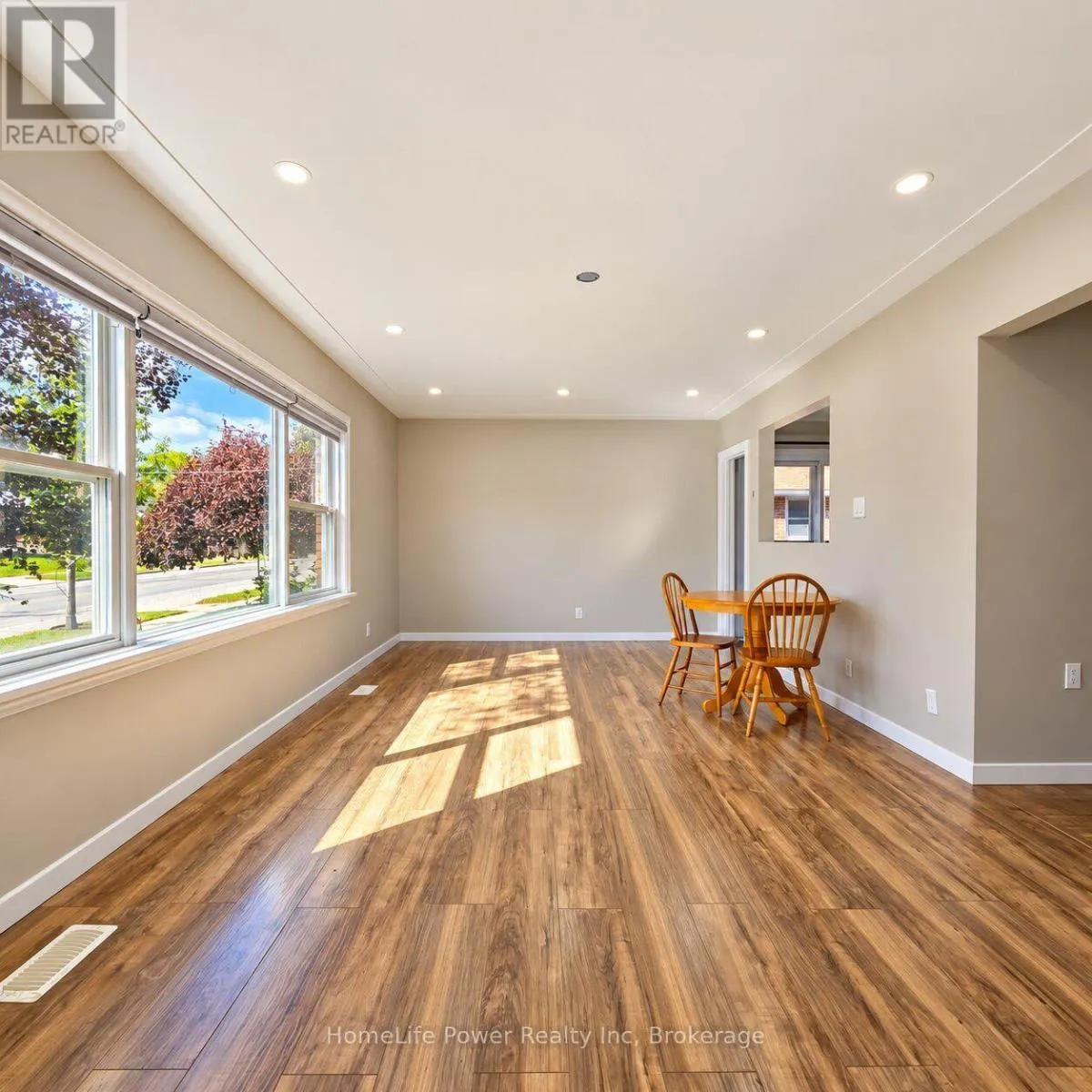 2 - 112 HEIMAN STREET #2