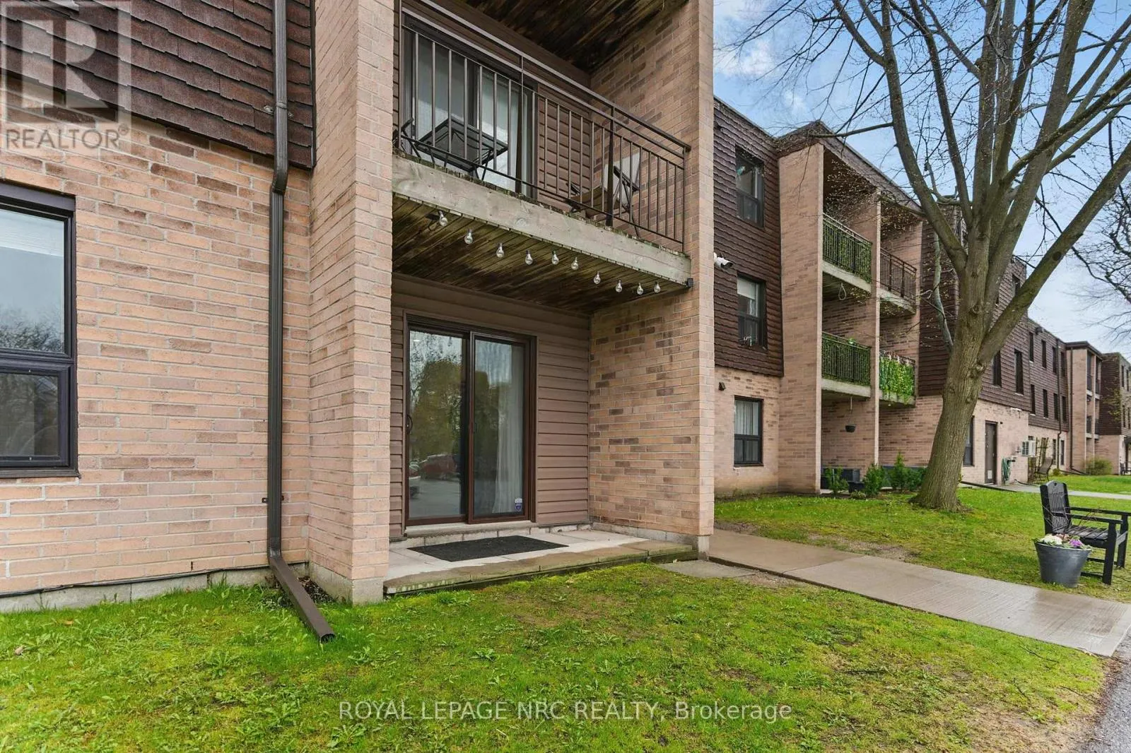 113 - 4209 HIXON STREET #113