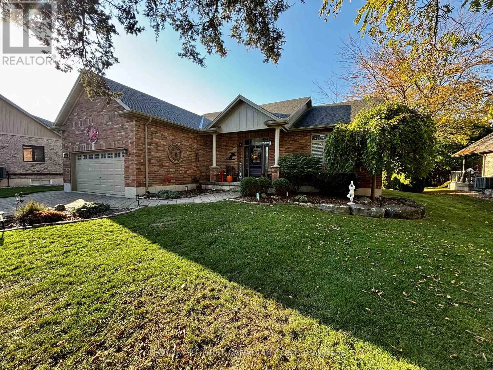 10159 MEADOWLILY CRESCENT