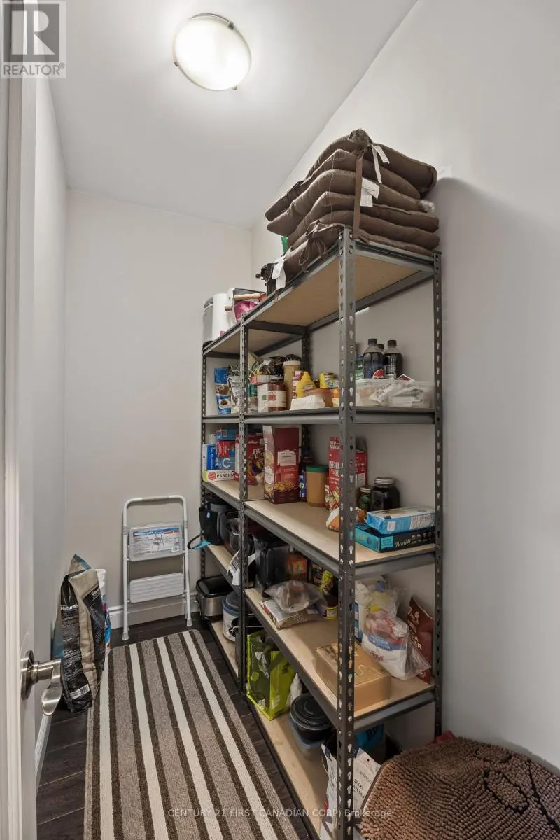 10159 MEADOWLILY CRESCENT