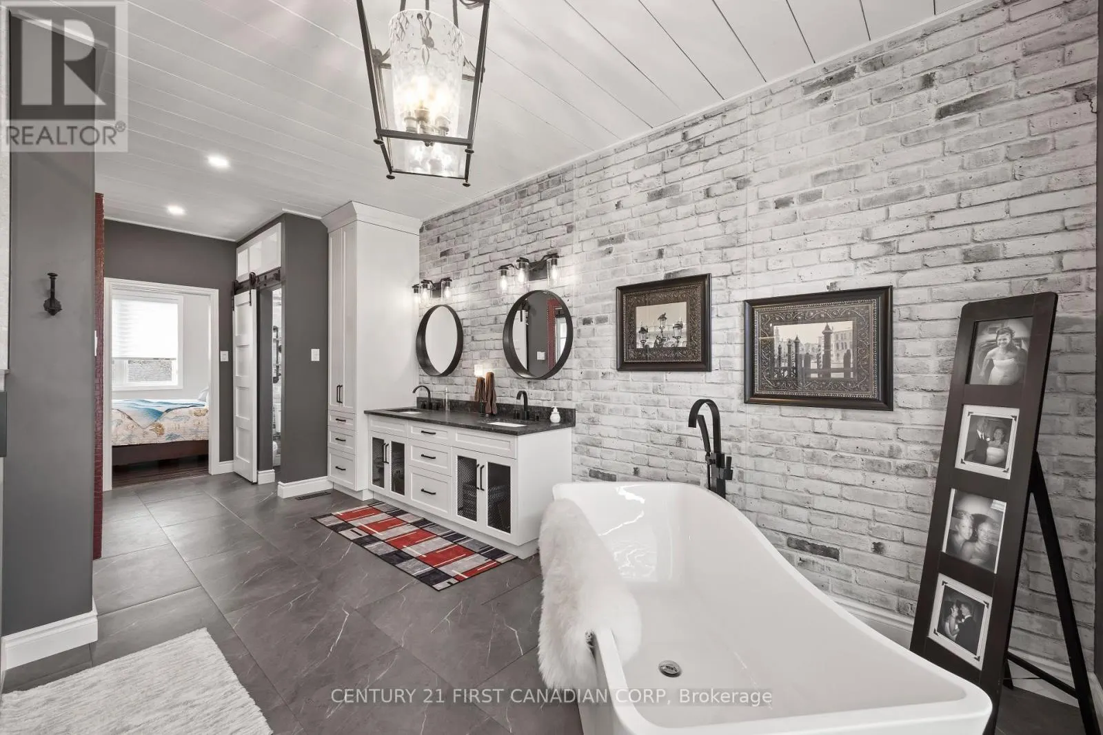 10159 MEADOWLILY CRESCENT