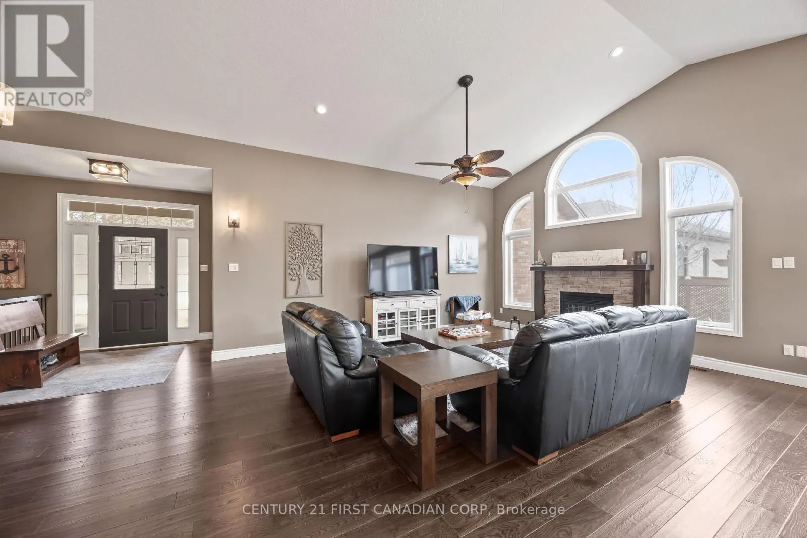 10159 MEADOWLILY CRESCENT