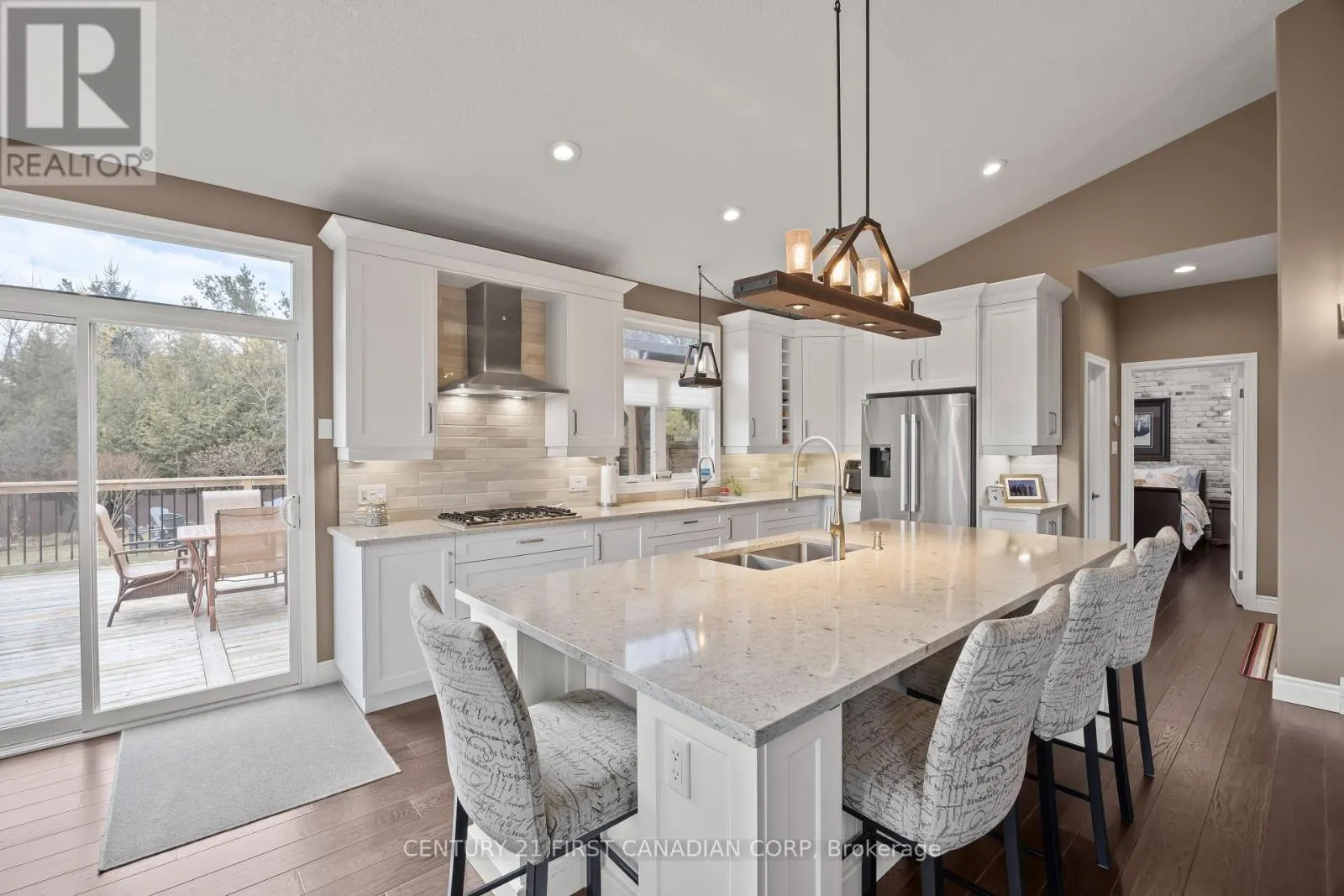 10159 MEADOWLILY CRESCENT