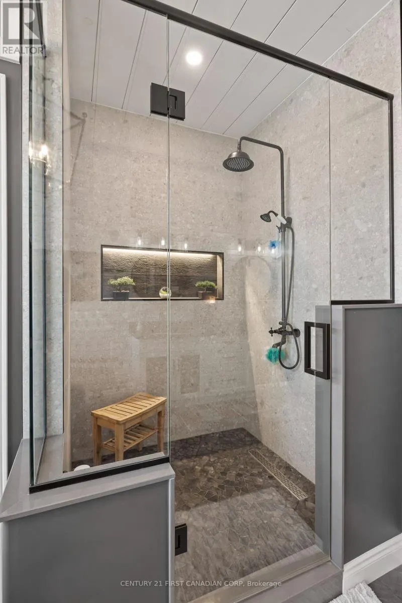 10159 MEADOWLILY CRESCENT