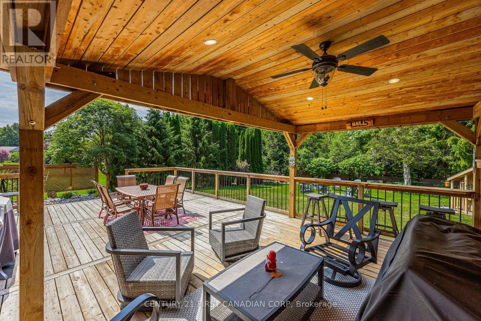 10159 MEADOWLILY CRESCENT