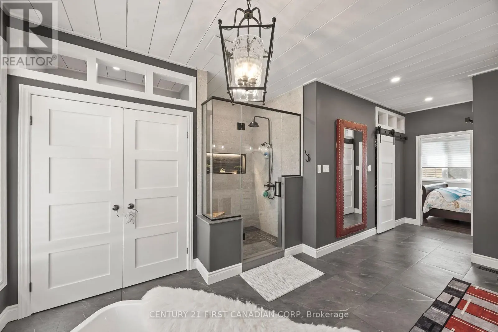 10159 MEADOWLILY CRESCENT